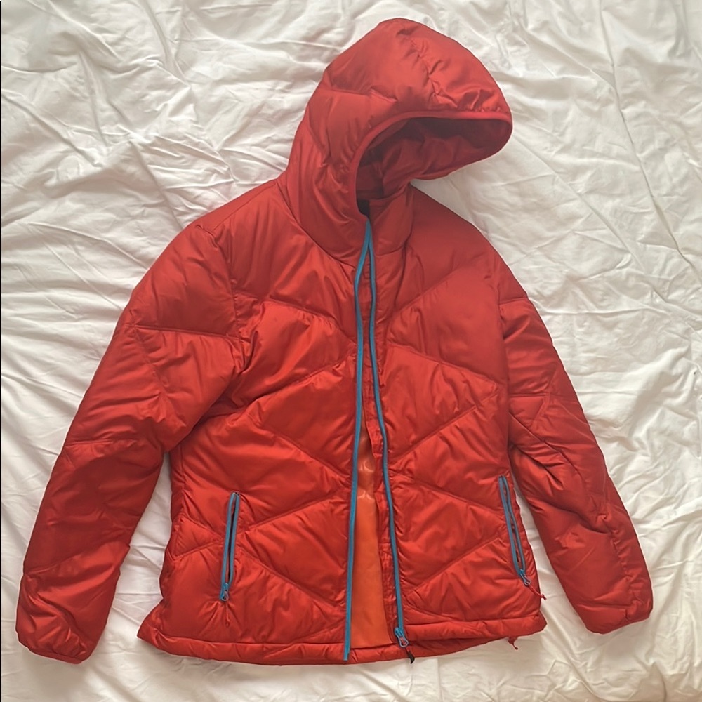 EUC Women’s Red Puffer Jacket